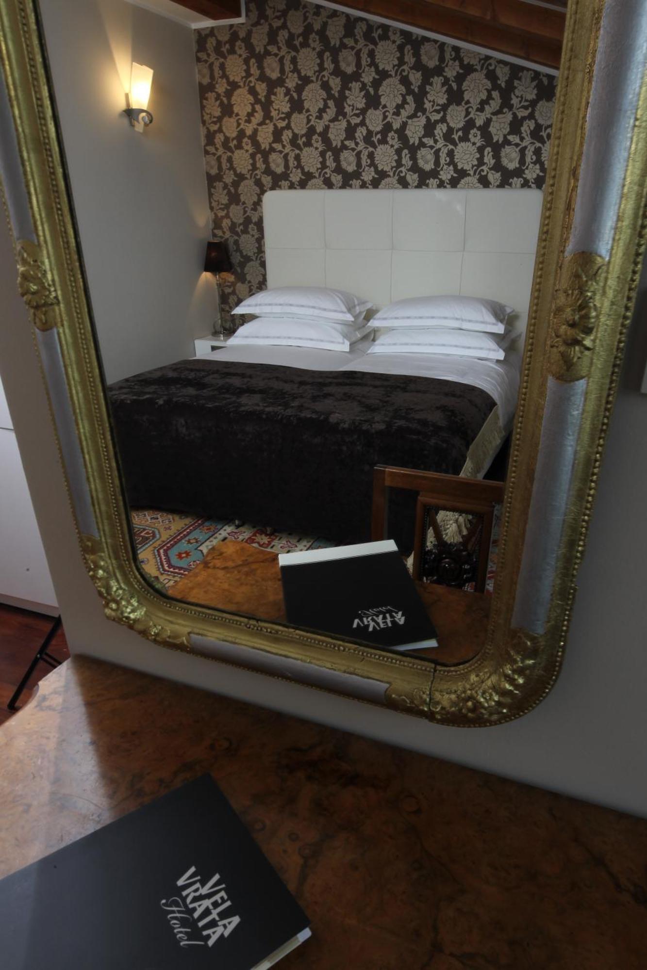 Boutique Hotel Vela Vrata Buzet Esterno foto